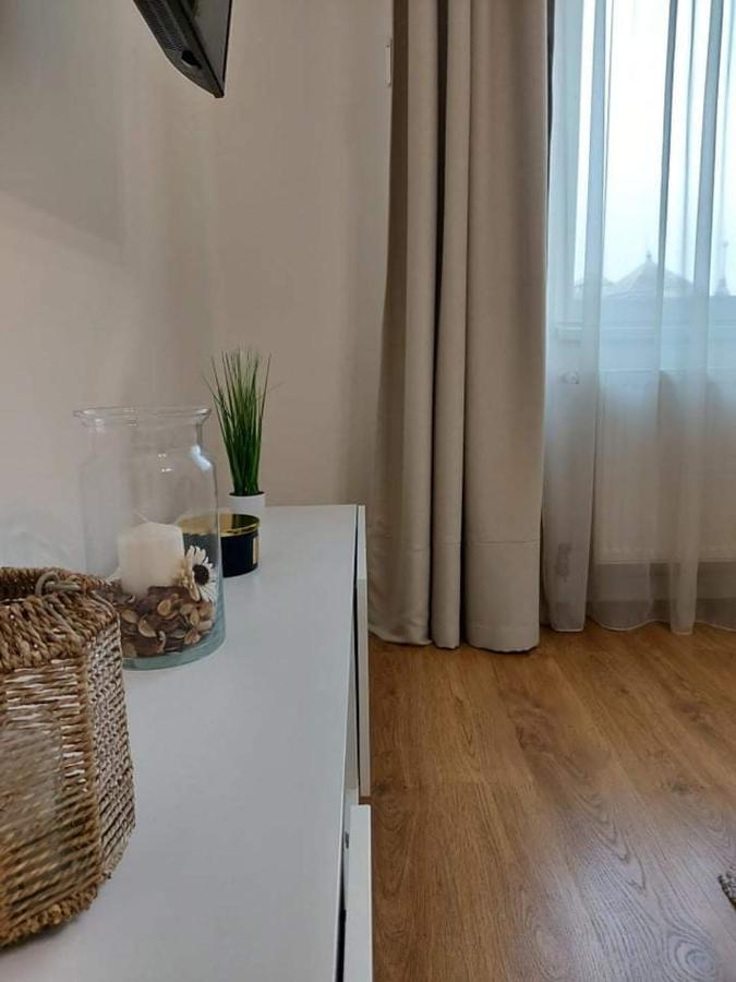 Alfoeldi Palace Apartman Debrecen Luaran gambar