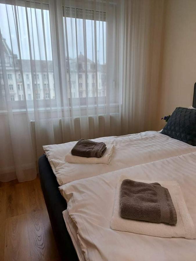 Alfoeldi Palace Apartman Debrecen Luaran gambar